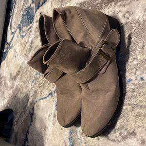 Charlotte Russe boots